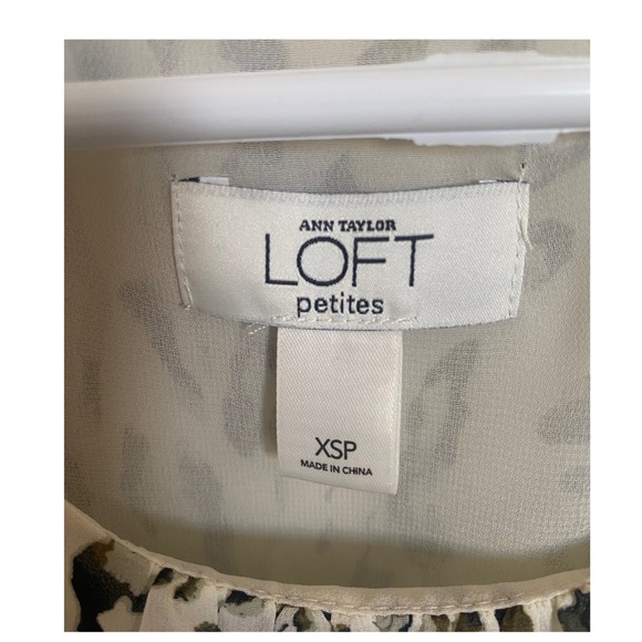 Ann Taylor Loft Sleeveless Top, Petite XS, Animal Print - Picture 6 of 7